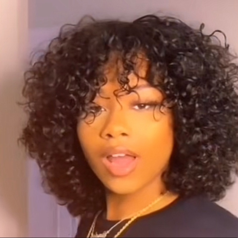 10 inch bouncy Shaggy Bang Wig